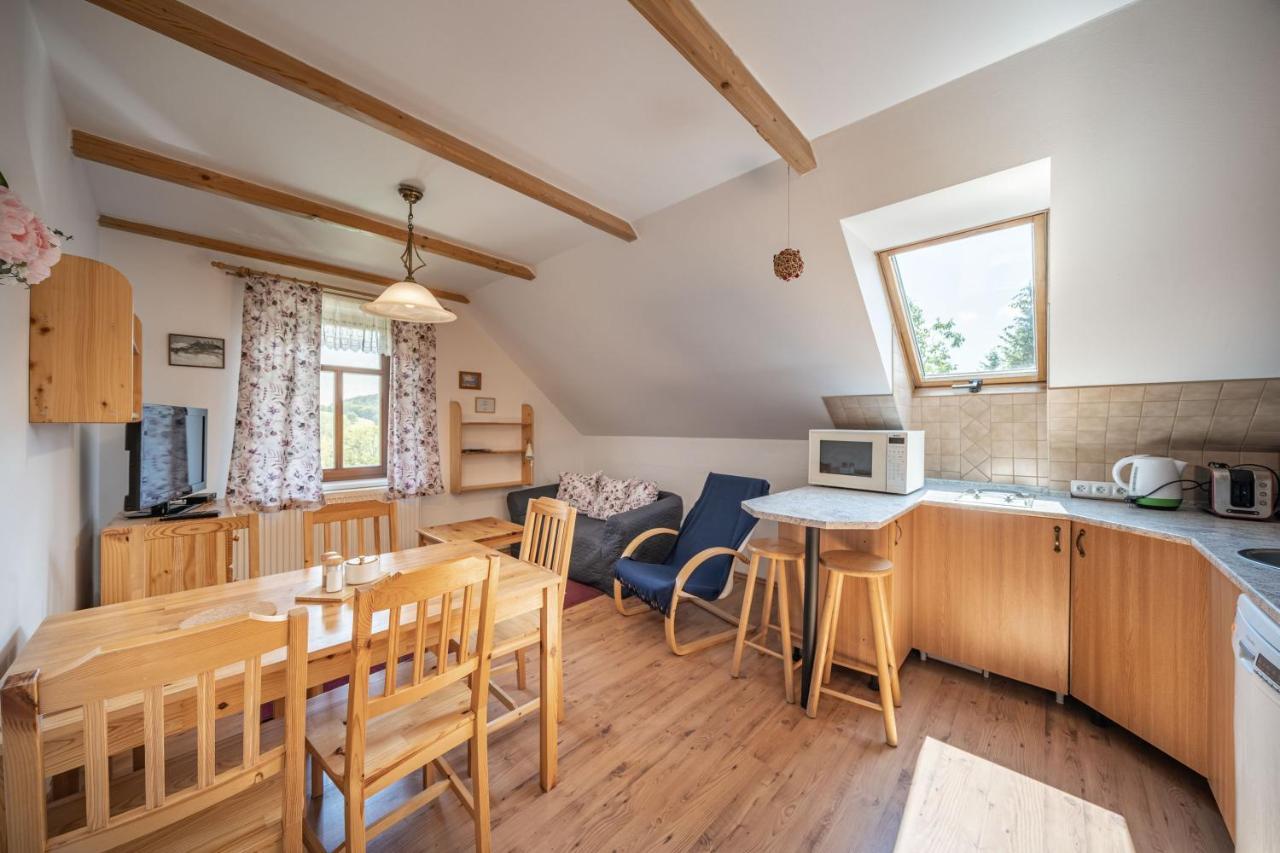 Apartmany Rubinovi Horejsi Vrchlabi Экстерьер фото