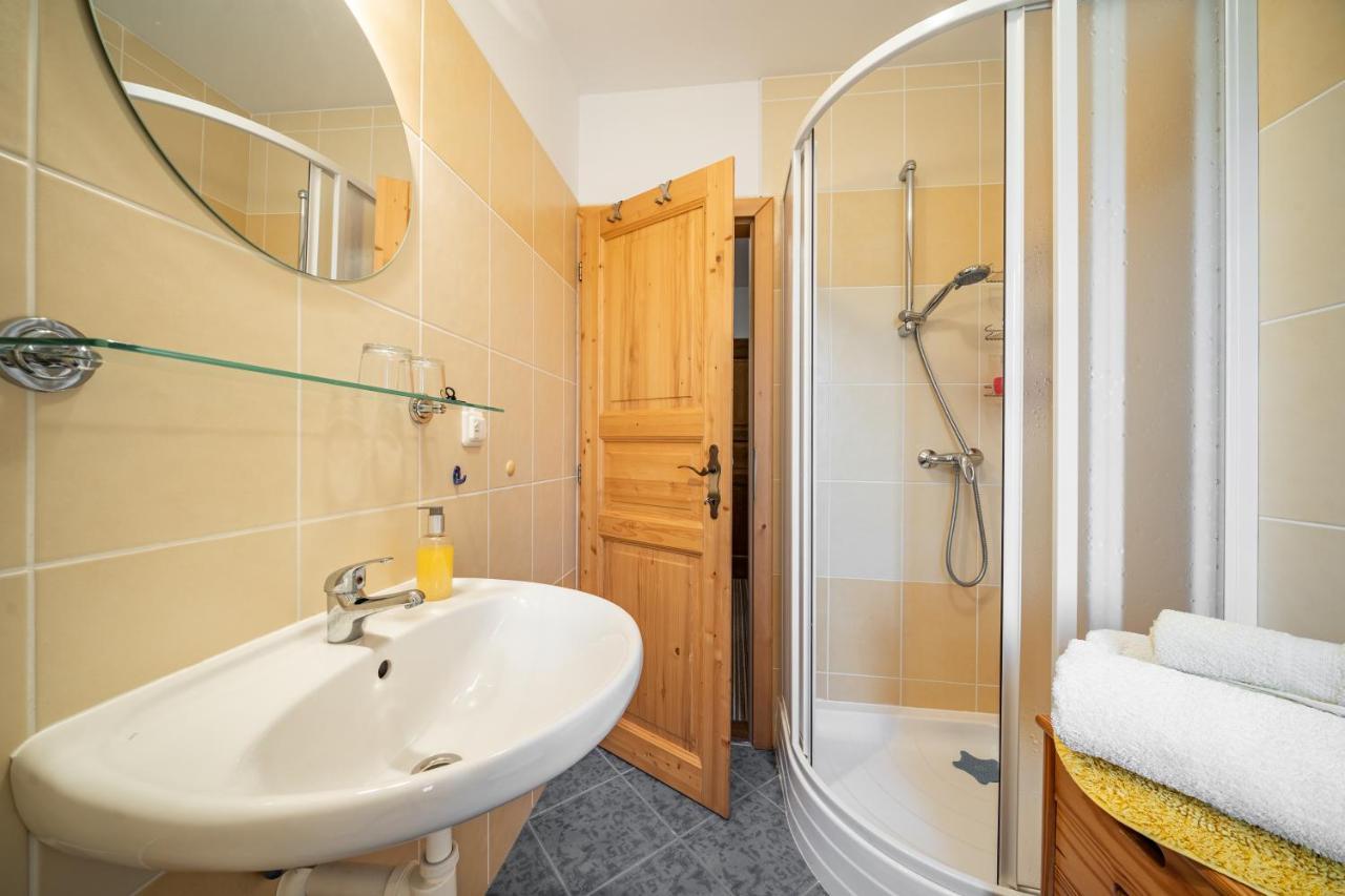 Apartmany Rubinovi Horejsi Vrchlabi Экстерьер фото